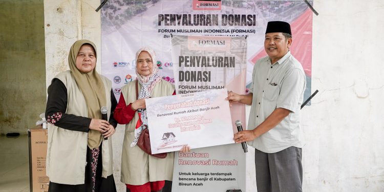 Forum Muslimah Indonesia (FORMASI) dan Organisasi Kepalestinaan Bantu Aceh Tamiang Bangkit