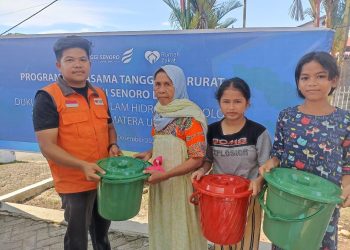 PT Donggi Senoro LNG Bersama Rumah Zakat Salurkan 100 Paket Hygiene Kit untuk Pengungsi Batang Toru