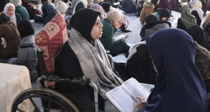 Pemandangan Indah, 150 Penghafal Al-Qur’an Melantunkan Hafalan di Tengah Reruntuhan Masjid Agung Omari Gaza