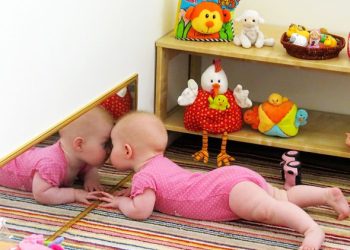 Mengenal Tummy Time dan Perannya dalam Tumbuh Kembang Bayi