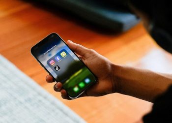 Spanyol Akan Larang Akses Media Sosial bagi Anak di Bawah 16 Tahun