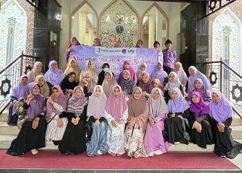 Milad ke-26, Salimah Kota Blitar Gelar Khataman Qur’an dan Santunan Anak Yatim