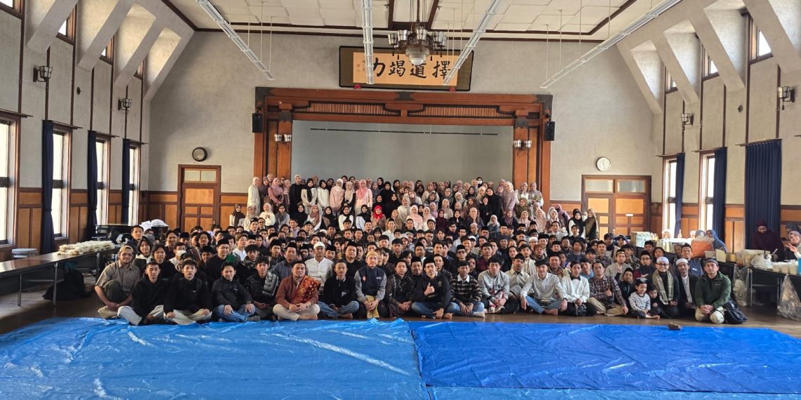 Komunitas Indonesia di Ehime Jepang Gelar Shalat Idulfitri Terbesar