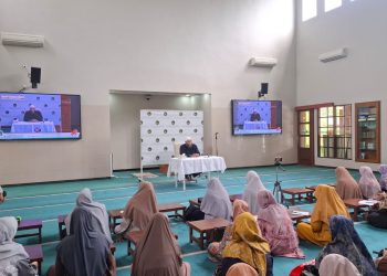 Kajian Muslimah Masjid Baiturrahman, Ustaz Zaidul Akbar Bahas Peran Lambung dan Pola Makan Saat Ramadan