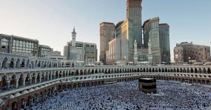 Hukum Umrah Sebelum Haji di Tengah Panjangnya Antrian Ibadah Haji
