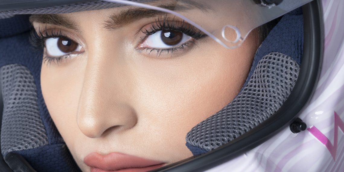 Wardah Sambut Pembalap Perempuan Dunia Amna Al Qubaisi sebagai The Global Face dan Perkenalkan Produk Terbaru Staylock Lip Matte