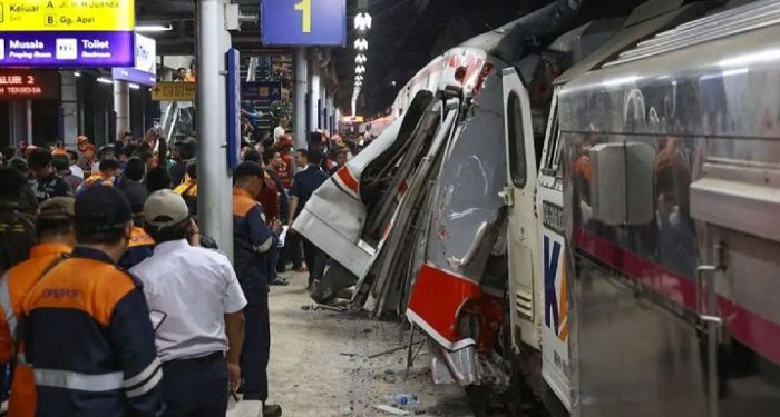 SAR Kerahkan Personel ke Lokasi Kecelakaan KRL Stasiun Bekasi Timur
