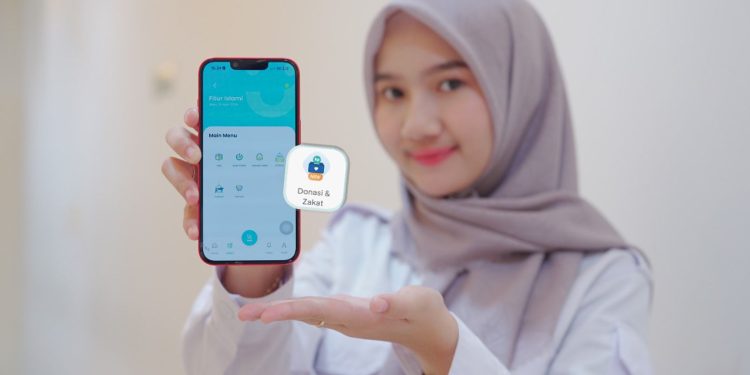 BCA Syariah Salurkan Zakat Nasabah kepada BAZNAS RI dan Hadirkan Fitur ZIS di BSya