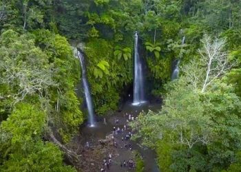 Tim SAR Gabungan Lakukan Evakuasi pada Warga Terseret Arus di Air Terjun Tibu Ijo di NTB