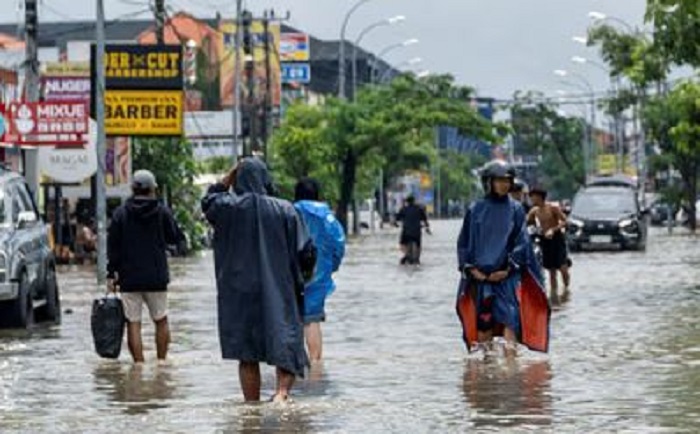 21 RT di Jakarta Selatan dan Jakarta Timur Terendam Banjir Akibat Meluapnya Sungai Ciliwung