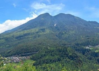 Obyek Wisata di Bukit Sekipan Tawangmangu
