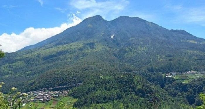 Obyek Wisata di Bukit Sekipan Tawangmangu