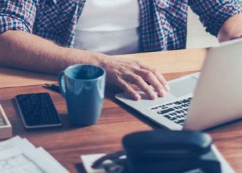 Pemerintah Imbau Perusahaan Swasta Terapkan WFH Sehari dalam Sepekan