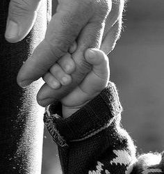 Ayah, Kenali 7 Kalimat Sakti untuk Anak