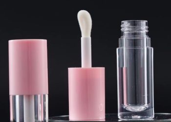 5 Manfaat Lip Serum untuk Bibir yang Jarang Diketahui