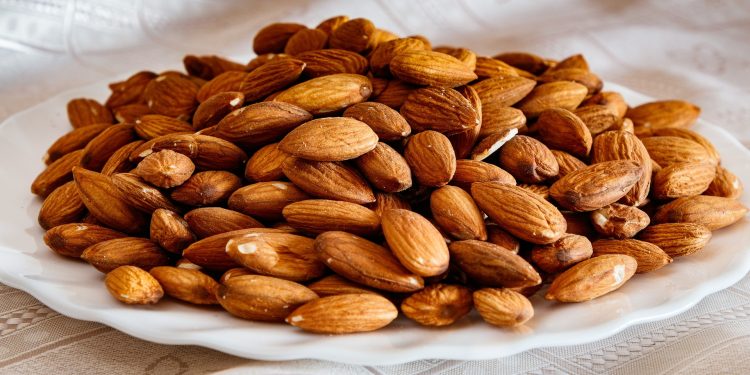 Berbagai Manfaat dari Kacang Almond untuk Kesehatan