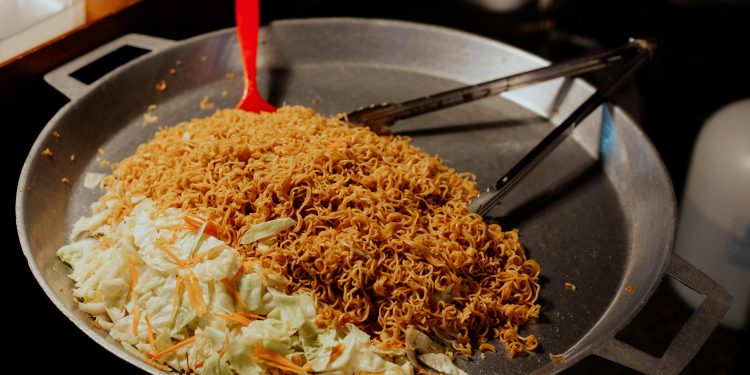 Resep Membuat Samyang Roll yang Pedas dan Gurih