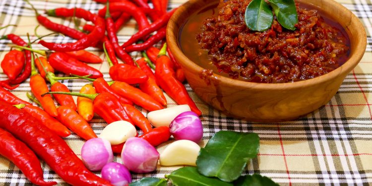 Begini Resep Sambal Dadak yang Menggugah Selera