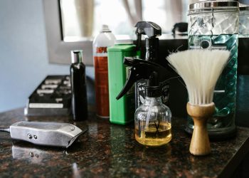 Ketahui Manfaat Hair Tonic Selain untuk Membantu Menyuburkan Rambut