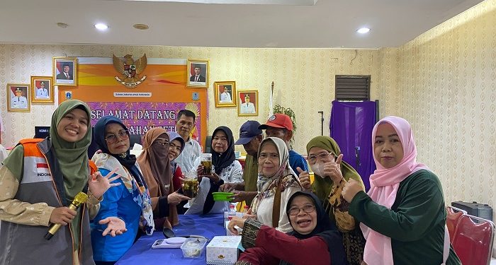 Rumah Zakat Dorong Warga Jakarta Kelola Sampah Rumah Tangga Lewat Workshop Ecoenzym