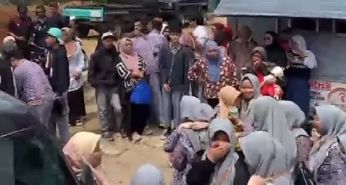 SMA JISc Gelar Program Pengabdian Masyarakat di Pangalengan, Bangun Toilet dan Renovasi Mushola