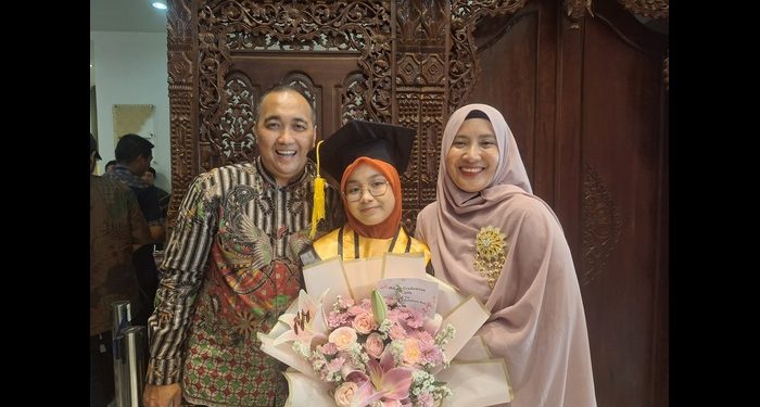 Orang Tua Apresiasi Pendidikan Tahfidz di Wisuda SD Jakarta Islamic School 2026