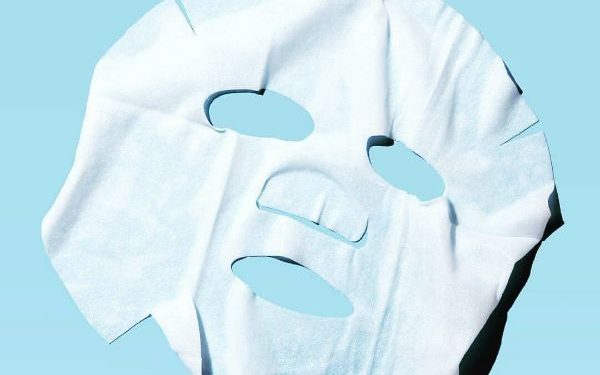 Amankah Memakai Sheet Mask Setiap Hari? Kenali Manfaat dan Risikonya