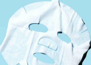 Amankah Memakai Sheet Mask Setiap Hari? Kenali Manfaat dan Risikonya