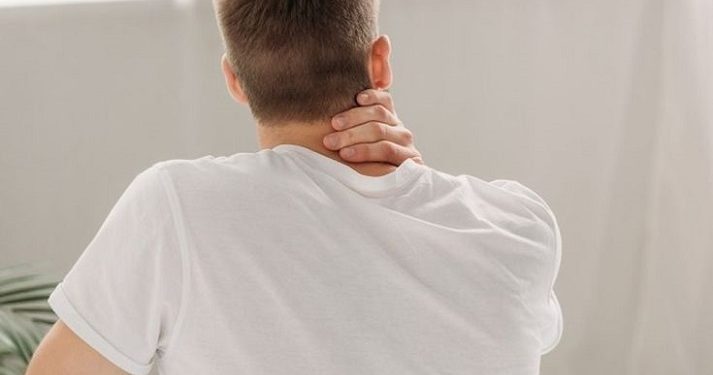 Benjolan di Leher Tanpa Rasa Sakit bisa jadi Tanda Adanya Kanker Tiroid