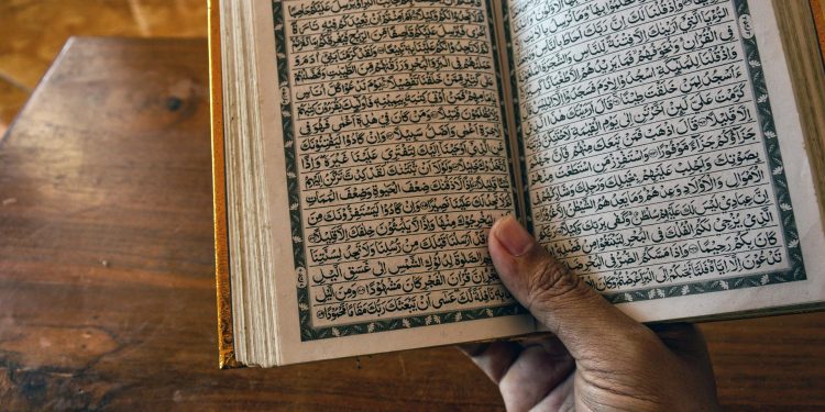 Ketahui Tips Khatam Al Qur’an Sebulan di Sini!