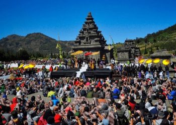 Pertunjukan Jazz Atas Awan Hadir di Dieng Culture Festival 2026