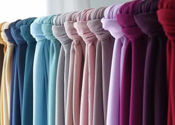 Tips Memilih Warna Hijab yang Cocok untuk Baju Ungu