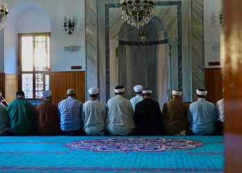 Menganggap Ibadah Hanya Sebagai Rutinitas, Apa Dampaknya?