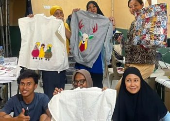 Rumah Pilah Teratai Putih Produksi Fashion Kreatif dari Kain Perca