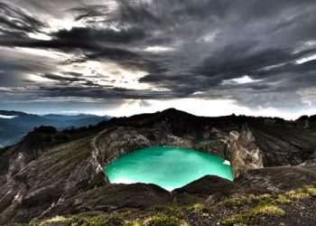 Ketahui Hal Menarik di Danau Kelimutu yang Membuat Wisatawan Selalu Ingin Kembali