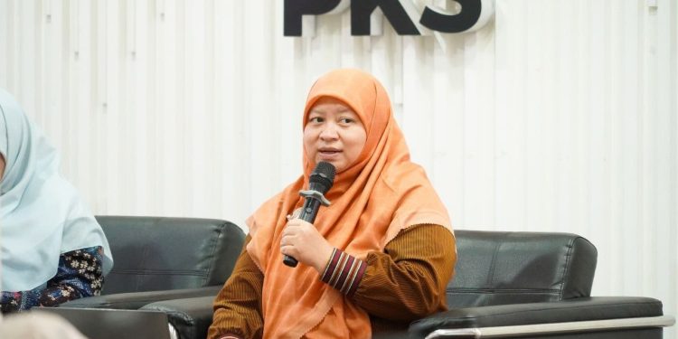 PKS Soroti Narasi Normalisasi LGBT, Dorong Kajian Akademik yang Utuh dari Perspektif Ilmiah, Sosial, Budaya, dan Agama