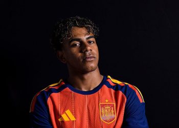 Profil Lamine Yamal, Bintang Muda Muslim yang Menginspirasi Dunia Sepak Bola