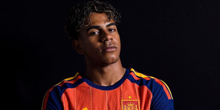 Profil Lamine Yamal, Bintang Muda Muslim yang Menginspirasi Dunia Sepak Bola