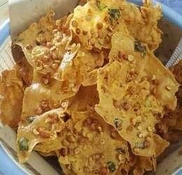 Coba Terapkan Tips Menggoreng Peyek Ini agar Hasilnya Anti Gagal