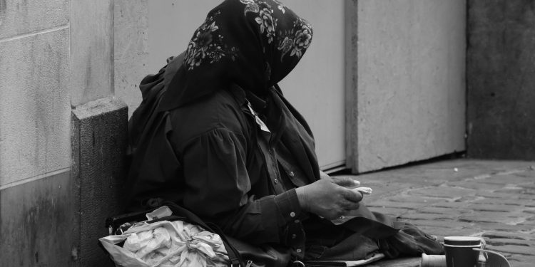 Sedekah Adalah Tameng yang Menyelamatkan dari Musibah