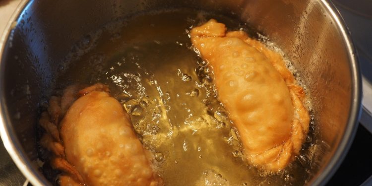 Tips Masak agar Hemat Penggunaan Minyak Goreng Tanpa Mengurangi Kelezatan