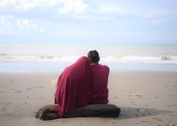 Tips Merawat Hubungan dengan Pasangan