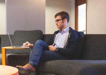 Jangan Asal Kenyang, Ini Tips Sarapan Pagi yang Efektif untuk Pekerja Kantoran