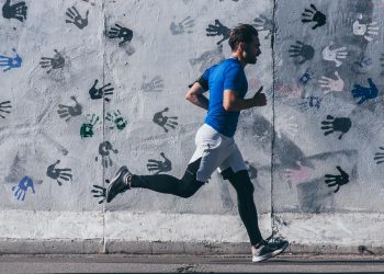 Sebaiknya Olahraga Lari Dilakukan Berapa Kali Seminggu? Ini Panduan yang Perlu Diketahui