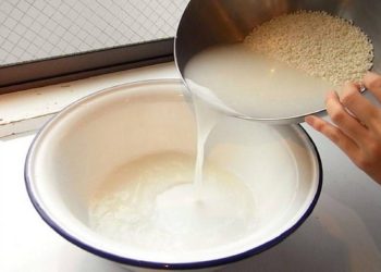 Manfaat Air Cucian Beras untuk Kecantikan, Benarkah Bisa Bikin Kulit Lebih Sehat?