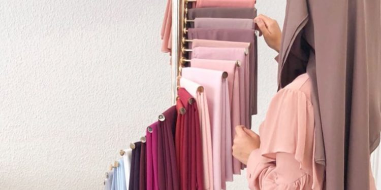 Cara Menyimpan Hijab di Lemari agar Tidak Mudah Kusut