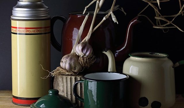 Tips Membersihkan Peralatan Rumah Tangga Berbahan Enamel agar Tetap Mengilap