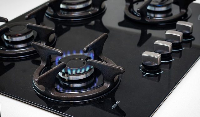 Ketahui Tips Membersihkan Kompor Gas Tanam di Sin