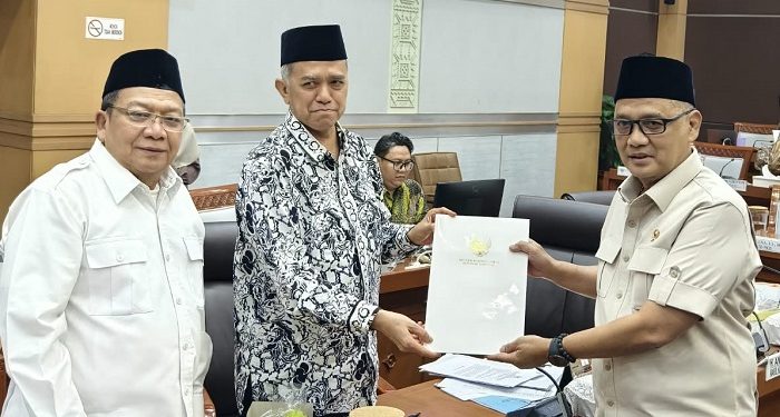Usulkan Rata-Rata BPIH Sebesar Rp107,3 Juta, Menhaj: Porsi Bipih 40% dan Nilai Manfaat 60%