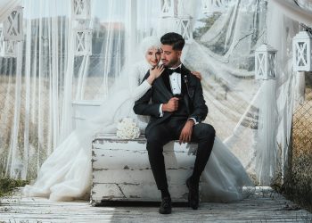Ketika Suami Belajar Memahami Istri yang Masih Kekanak-kanakan Saat Menikah Muda